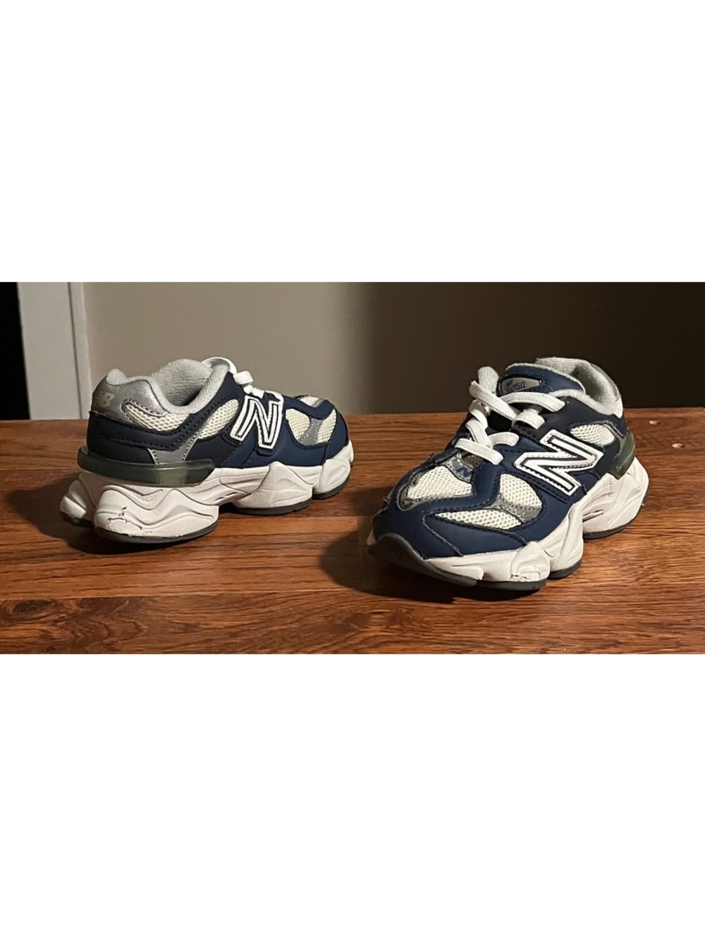 New Balance 9060 Kids Sneakers Size 9 Navy Blue and White